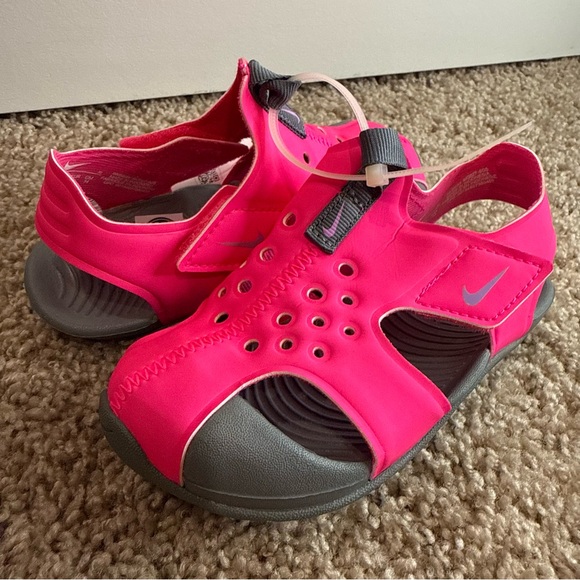 NIKE | Sunray Protect 2 (TD) | Girls Toddler Size 8C | Hyper Pink / Fuchsia Glow - Picture 9 of 15